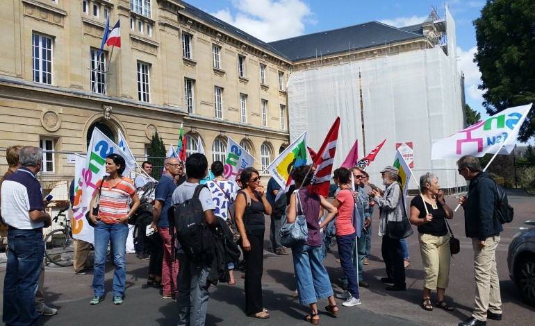 Calvados : faible mobilisation à Caen contre la réforme du collège