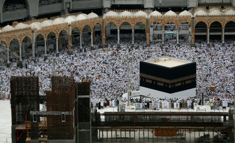 La Mecque (Arabie saoudite) (AFP). La Mecque: premier jour du hajj, un an après une bousculade mortelle