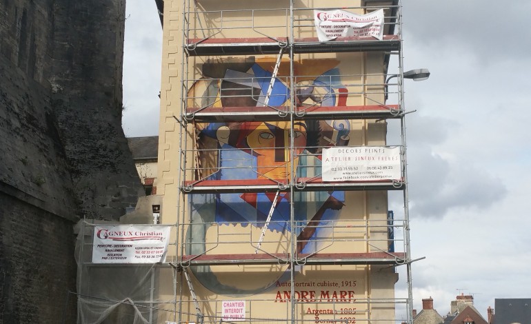 Orne : une nouvelle fresque géante à Argentan