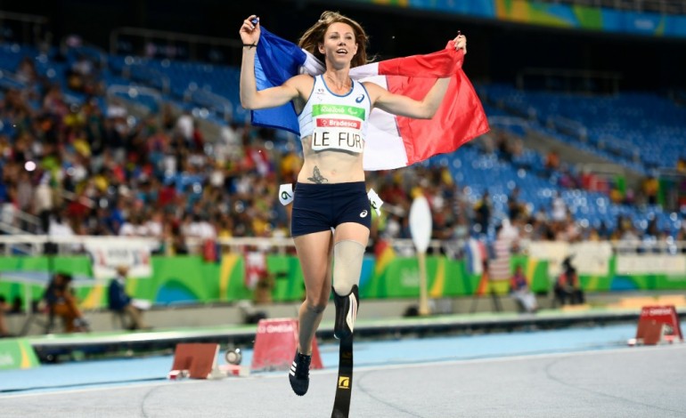 Rio de Janeiro (AFP). Paralympiques-2016: 3e médaille d'or française avec Amélie Le Fur sur 400m