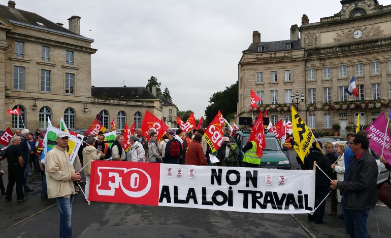 Loi travail : une centaine de manifestants défile dans Alençon