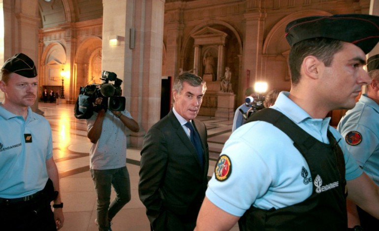 Paris (AFP). Procès Cahuzac: le tribunal rendra sa décision le 8 décembre