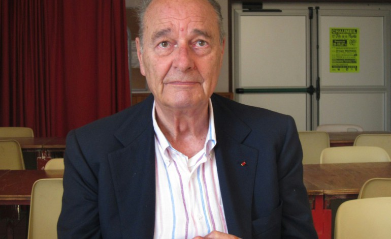 Paris : Jacques Chirac hospitalisé à son retour du Maroc