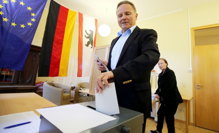 Berlin (AFP). Election à Berlin: net recul du parti de Merkel et poussée de la droite populiste 