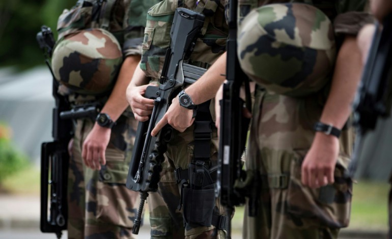 Paris (AFP). L'armée française se dote de nouveaux fusils d'assaut allemands HK