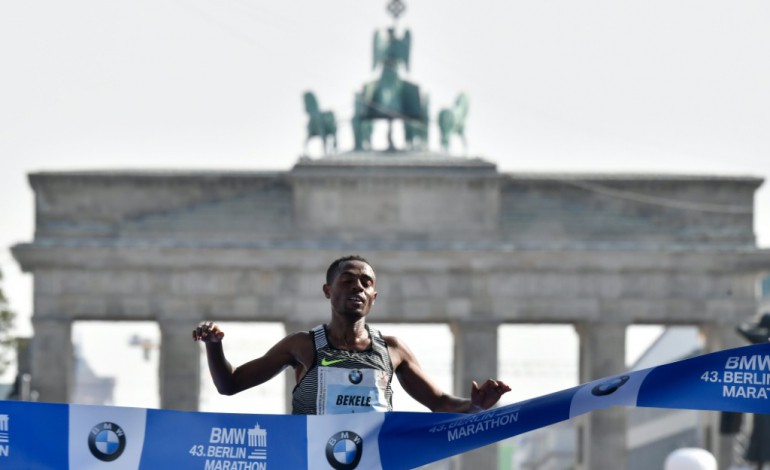 Berlin (AFP). Marathon de Berlin: Bekele vainqueur d'un duel éblouissant contre Kipsang