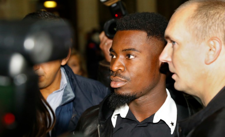 Paris (AFP). Altercation avec la police: le défenseur du PSG Serge Aurier devant la justice