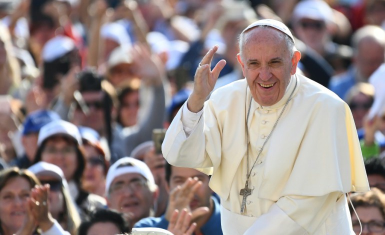 Cité du Vatican (AFP). Le pape se rend dans le Caucase, pour un "voyage de paix" 