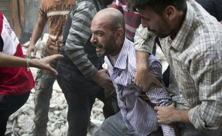 Beyrouth (AFP). Syrie: plus de 3.800 civils tués par les raids russes en un an 