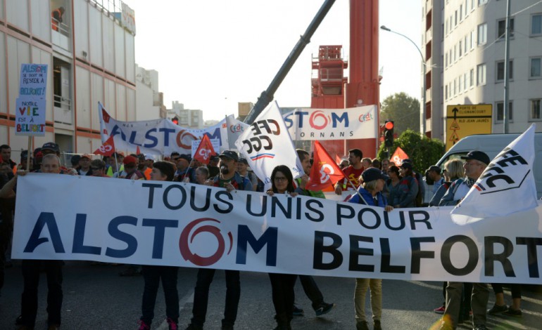 Besançon (AFP). Alstom: réunion de travail mardi à Belfort, Valls promet de "sauver" le site