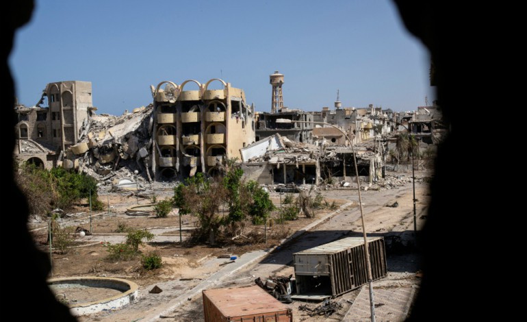 Tripoli (AFP). Libye: combats meurtriers à Syrte, un journaliste néerlandais tué