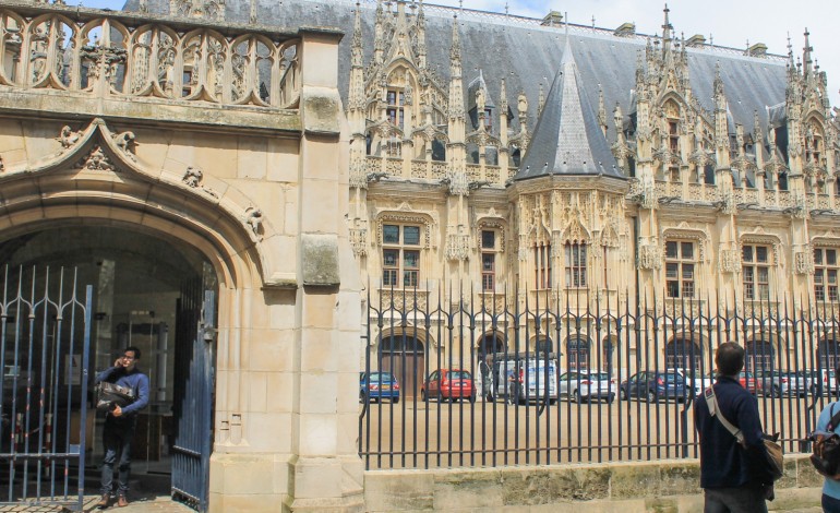 Rouen. Agression raciste en Normandie : les voisins se retrouvent au tribunal