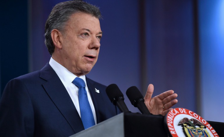 Oslo (AFP). Le Nobel de la paix au président colombien Santos