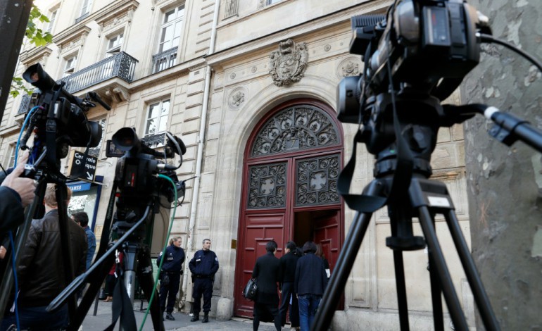 Paris (AFP). Braquage de Kim Kardashian: plusieurs ADN retrouvés sur les lieux 