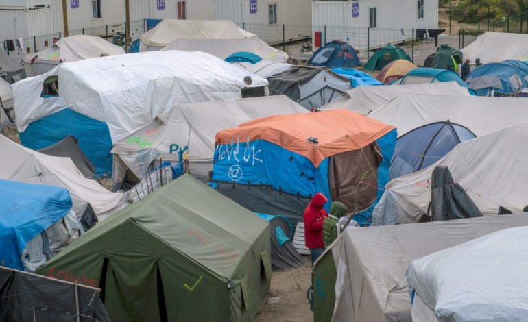 Lille (AFP). Des associations s'opposent en justice au démantèlement de la "Jungle" de Calais (avocat)
