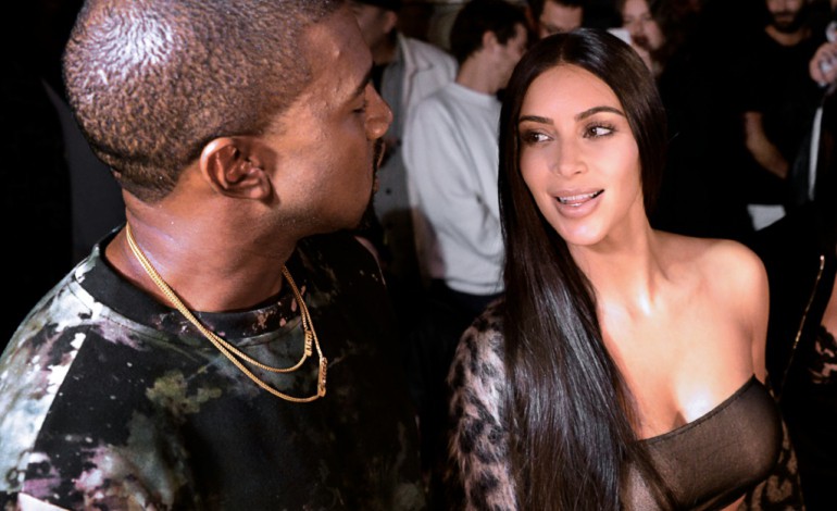 Paris (AFP). Braquage: Kim Kardashian, partie civile, porte plainte après la vidéo tournée "à son insu"