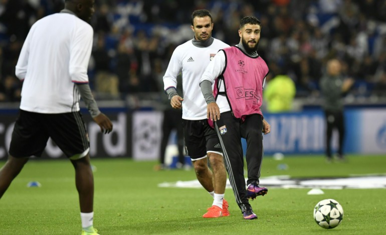 Lyon (AFP). Ligue des champions: Fekir et Lacazette d'entrée pour Lyon, Evra aligné côté Juventus