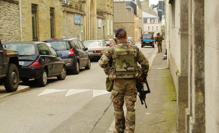 Cherbourg. Alerte attentat : sécurité renforcée devant les écoles de Cherbourg