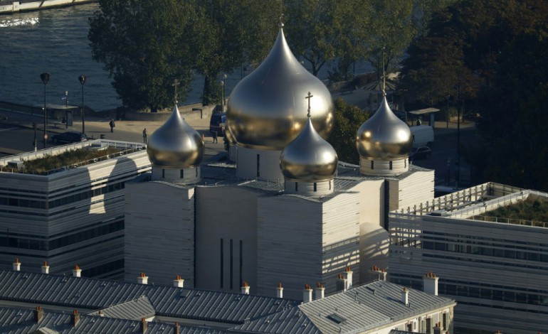 Paris (AFP). La Russie inaugure son centre orthodoxe à Paris sans Poutine