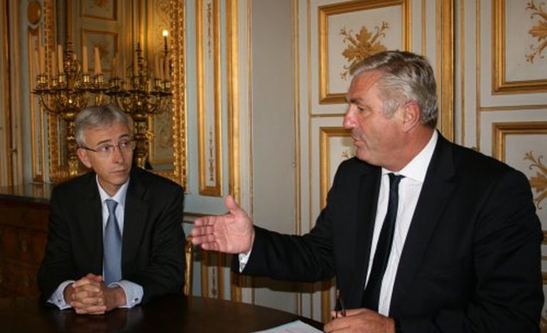 Le ministre François Sauvadet de passage à Caen