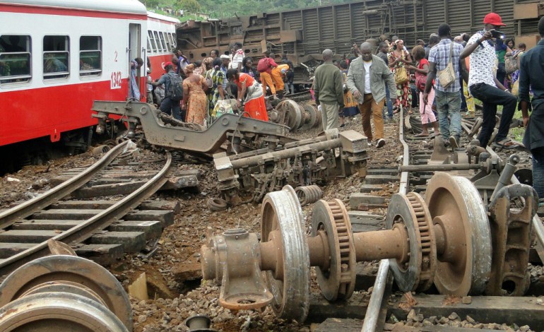 Yaoundé (AFP). Cameroun: 55 morts et 600 blessés dans le déraillement d'un train