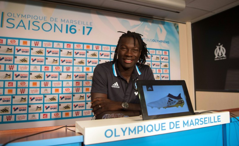 Paris (AFP). Ligue 1: Matuidi remplaçant au PSG, Gomis capitaine à l'OM 