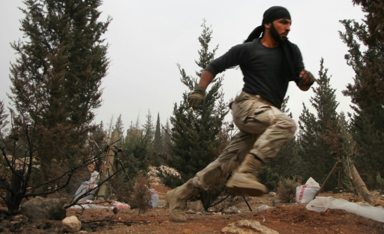 Syrie: l'offensive rebelle se poursuit à Alep