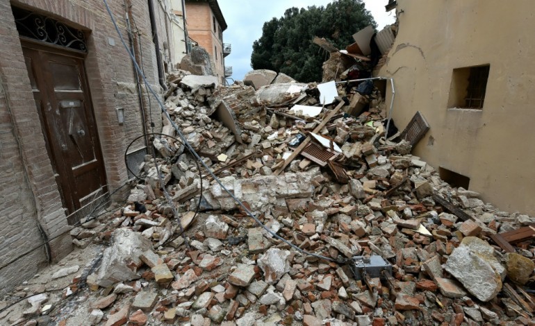 Séisme en Italie: pas encore d'information sur des morts