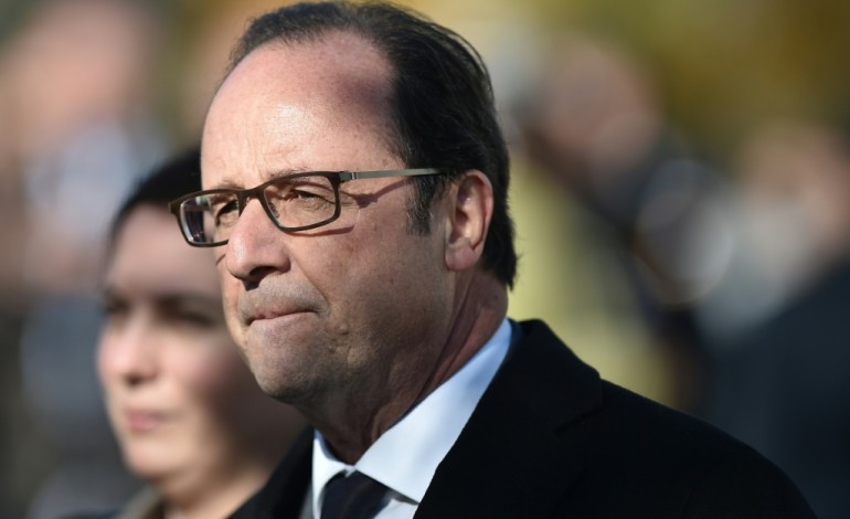 Hollande entend rester "le patron" jusqu'au bout