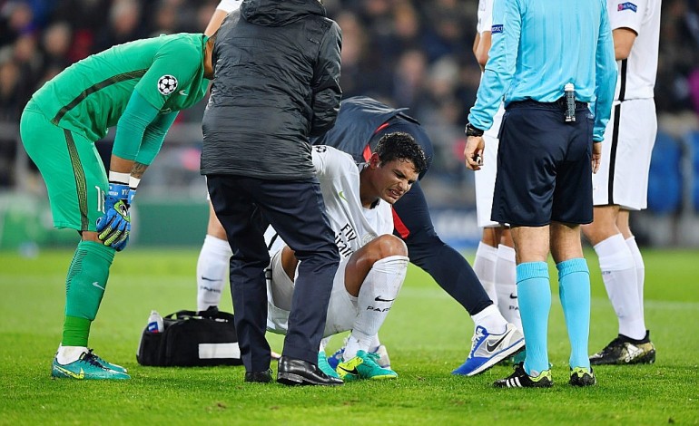 Ligue des champions/PSG: Thiago Silva remplacé à la mi-temps face à Bâle