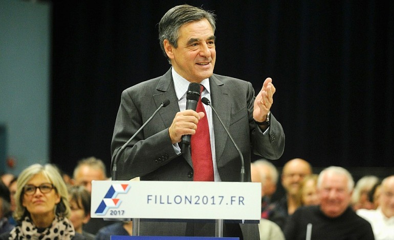 Primaire: Fillon veut déjouer le duel  entre Juppé et Sarkozy