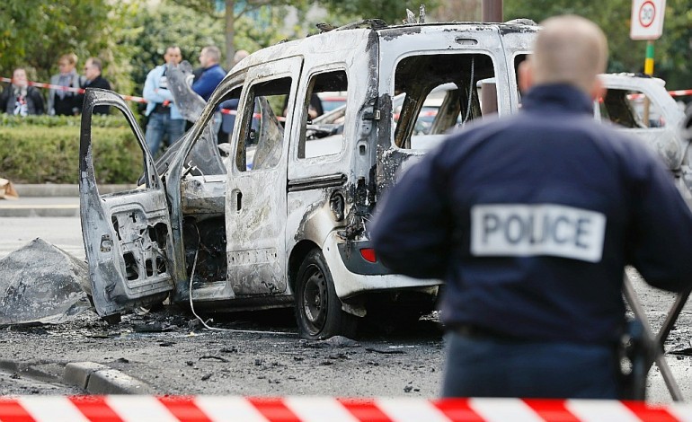 Attaque de policiers à Viry-Châtillon: les trois interpellés relâchés