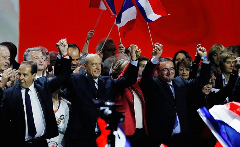 Primaire à droite: en meeting, Juppé vante sa campagne de "vérité"