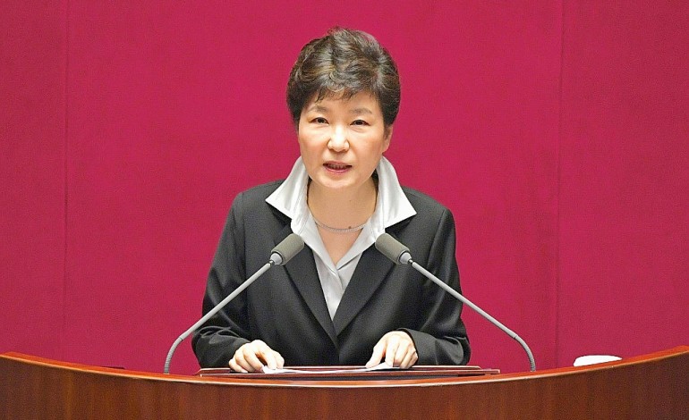 Corruption en Corée du Sud: la présidente a joué un "rôle"