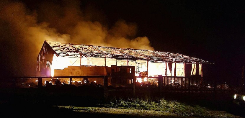 Escoville. Calvados : un hangar agricole va brûler plusieurs jours, près de Caen