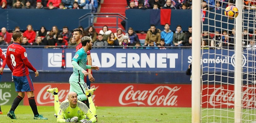 Espagne: Messi maintient le Barça dans la course