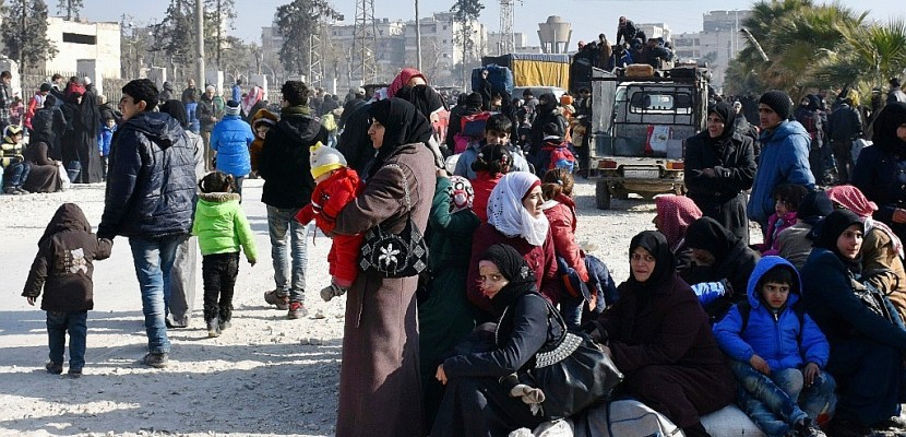 Syrie: plus de 10.000 civils ont fui Alep en 24 heures