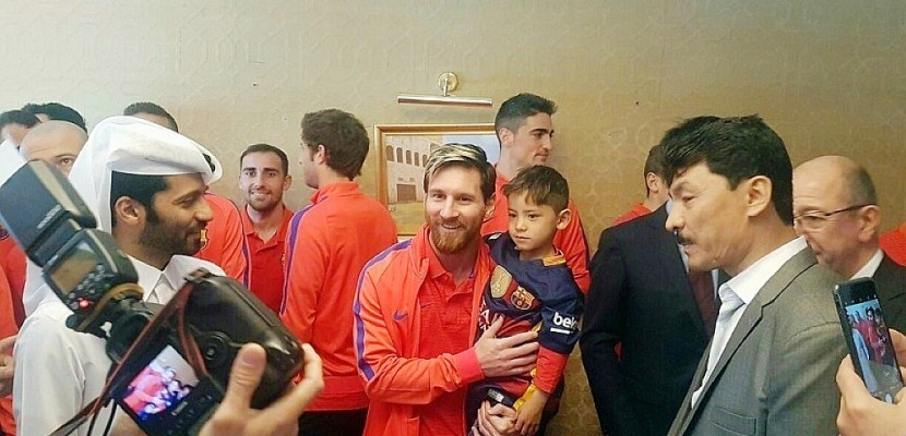 Le petit "Messi afghan" au maillot en sac plastique a rencontré son idole