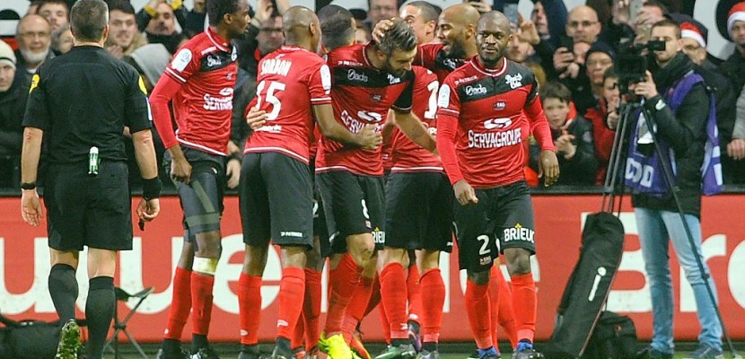 Ligue 1: le PSG battu à Guingamp, 3e match d'affilée sans victoire
