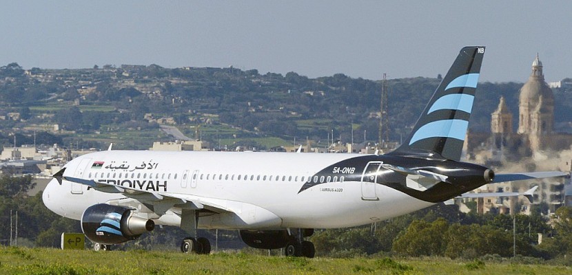 Avion libyen détourné sur Malte: des femmes et des enfants libérés