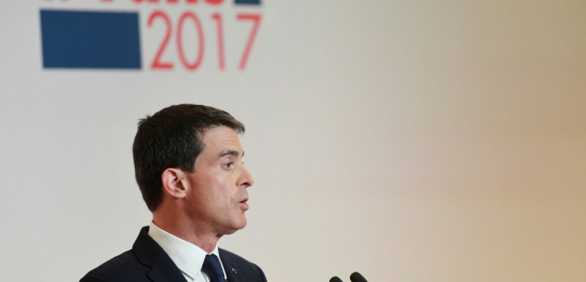 Primaire: Valls entre Europe "refondée" et "droit d'inventer"