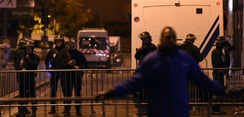 Attentats du 13 novembre: un deuxième kamikaze du Stade de France identifié