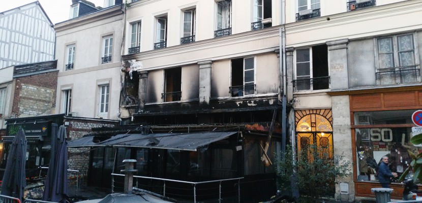 Rouen. Un incendie ravage un bar dans le centre de Rouen