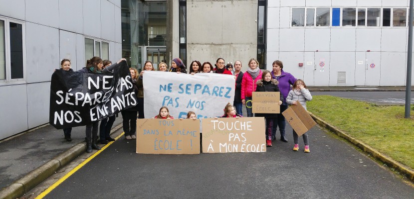 Caen. A Hérouville Saint-Clair des parents d'élèves manifestent contre la fermeture de leur école