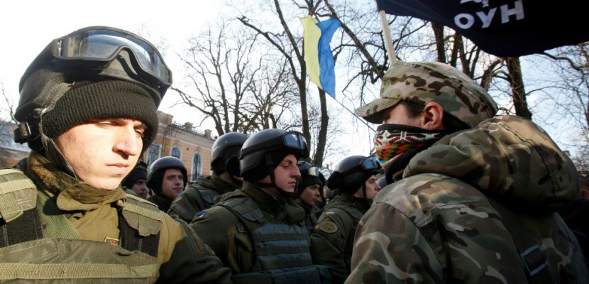 Kiev: manifestation ultra-nationaliste en soutien au blocage du charbon rebelle