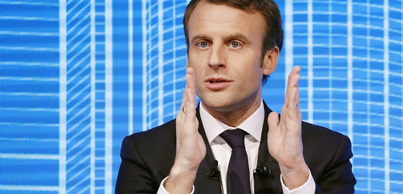 Présidentielle: Macron dévoile les contours budgétaires de son projet