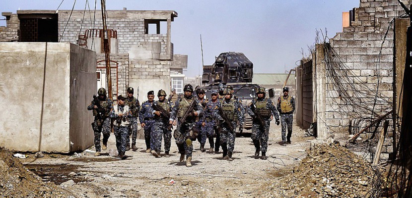 Mossoul: les forces irakiennes atteignent un pont sur le Tigre