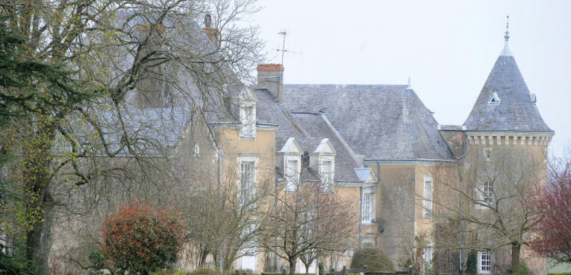 Le manoir du couple Fillon dans la Sarthe perquisitionné vendredi