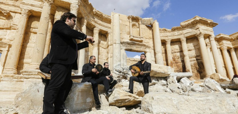 A Palmyre, des musiciens veulent effacer les flétrissures de l'EI