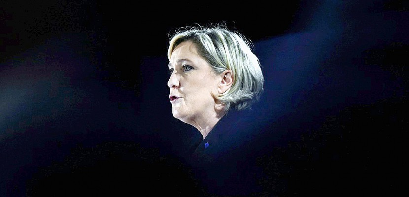 Le Pen et Asselineau au-delà des 500 parrainages requis